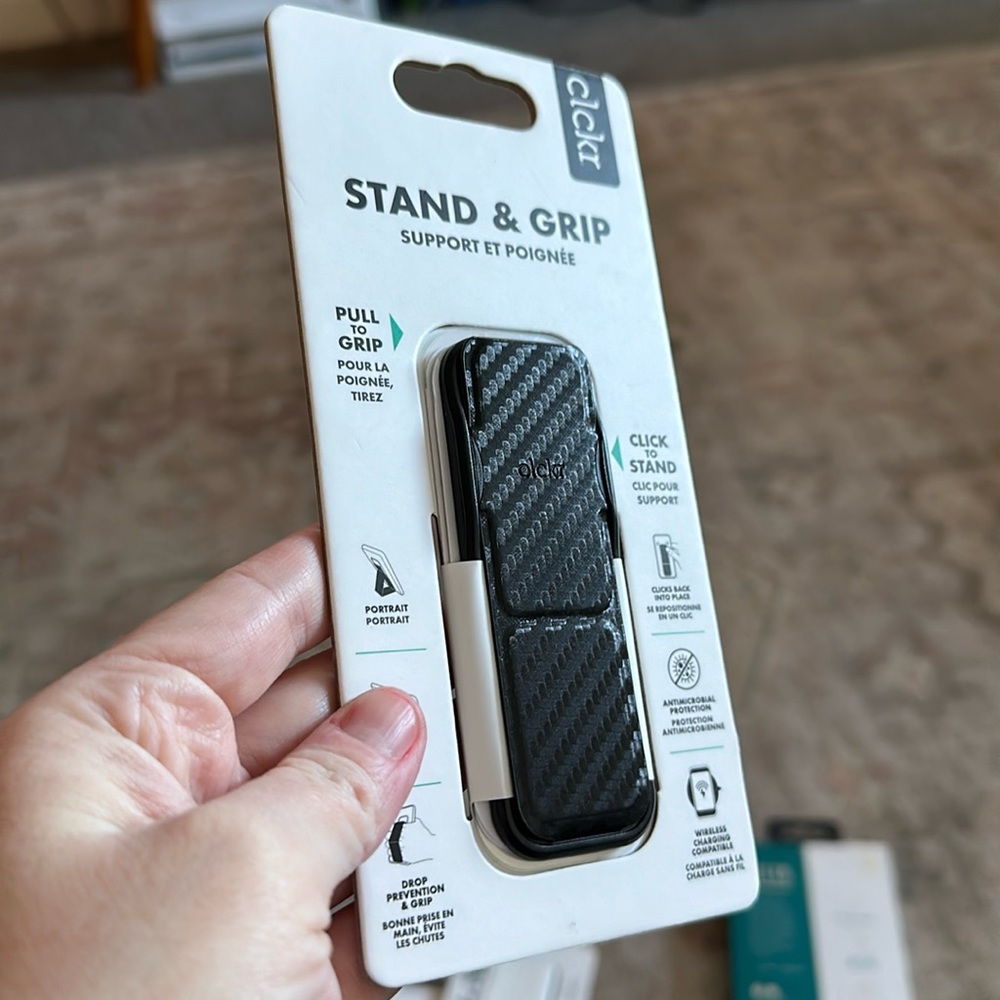 Clikr Grip and Stand phone attachment. Black patterned.